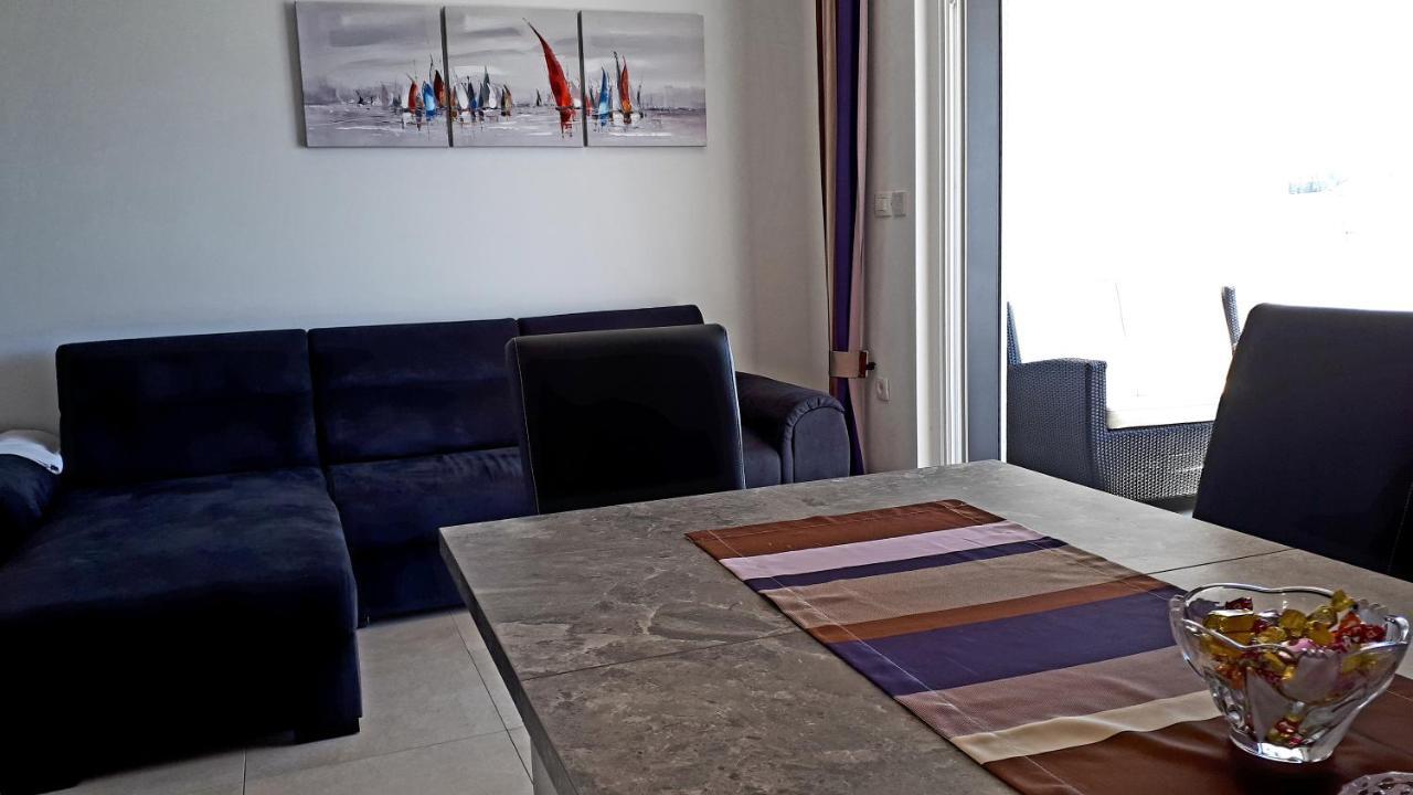 Apartment Villa Vala Malinska Exterior foto